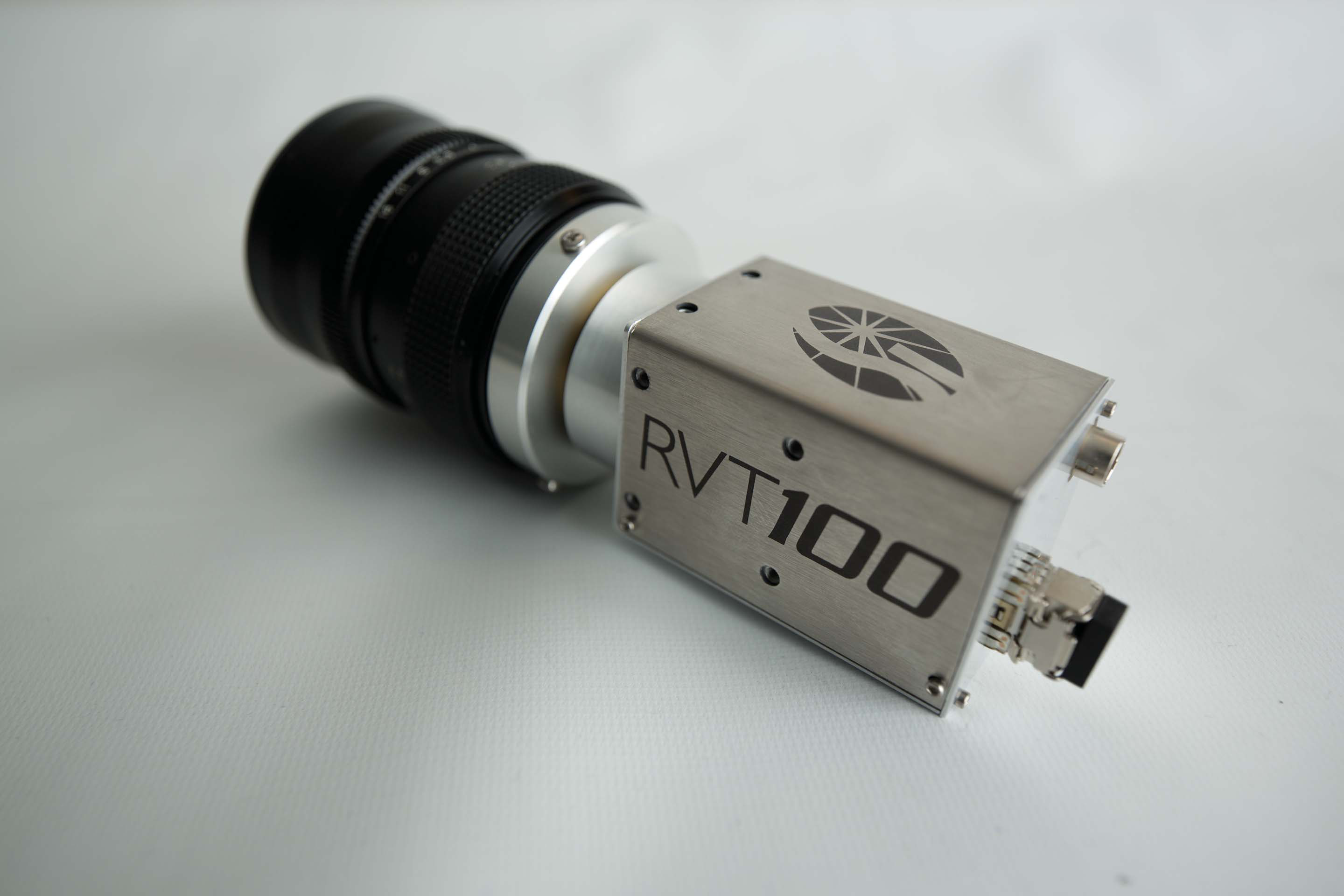 Spectral Instruments社製耐放射線耐真空CMOSカメラRVT100が発売されました